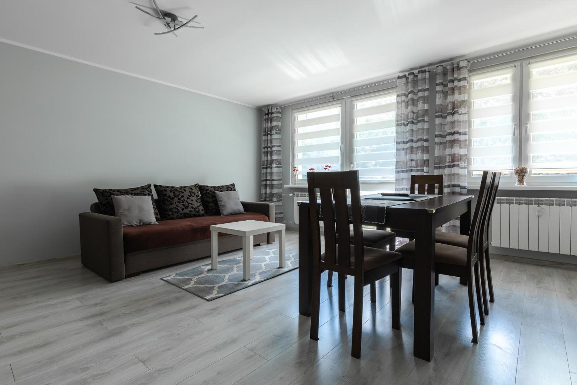Apartament Przy Termach Cieplickich Julcia Еленя-Гура Экстерьер фото